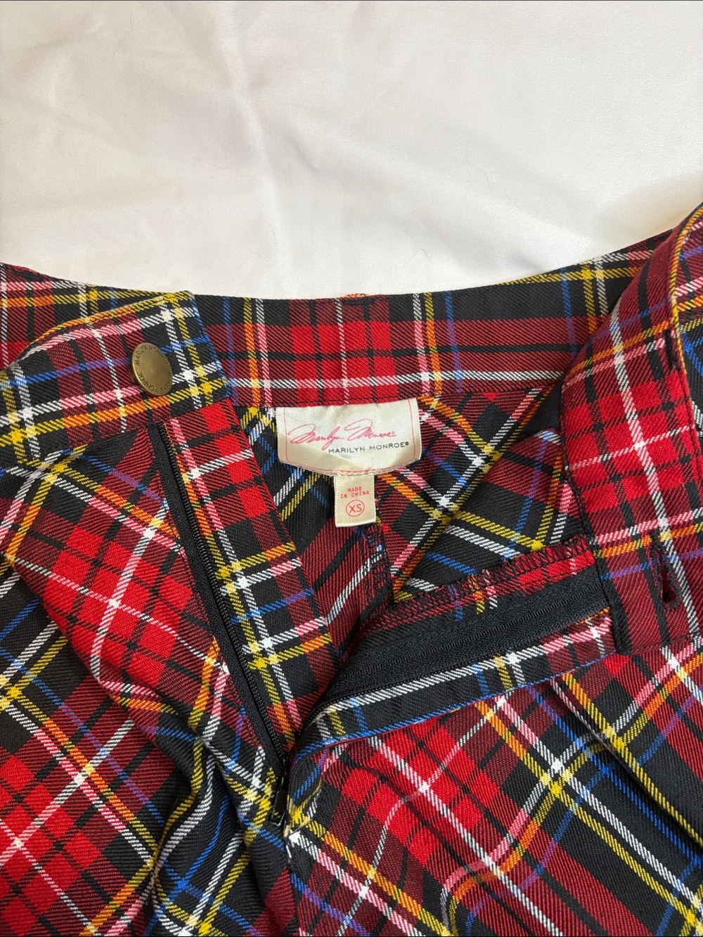 Marilyn Monroe Apparel Classic Red Plaid Academic Grunge Twirl Mini Skirt XS - Picture 6 of 7